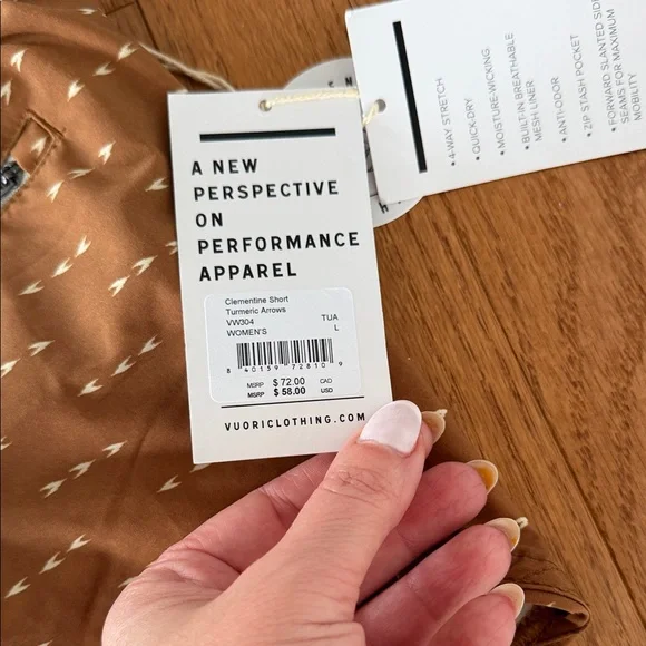 Vuori Women's Tan Printed Active Shorts with Drawstring New with tags - Picture 3 of 6